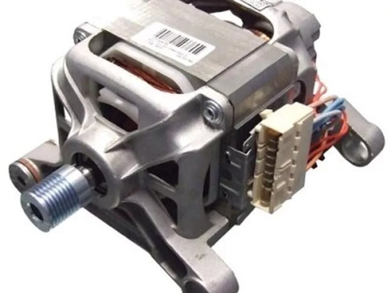 Motor do práčok Whirlpool Indesit Ariston C00290840